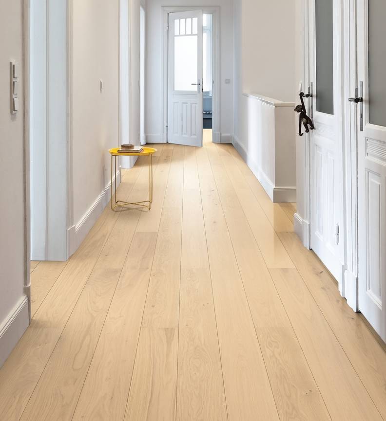 德国汉诺地板三层橡木Plank 1-Strip 180 2V Oak invisible Markant brushed 535445