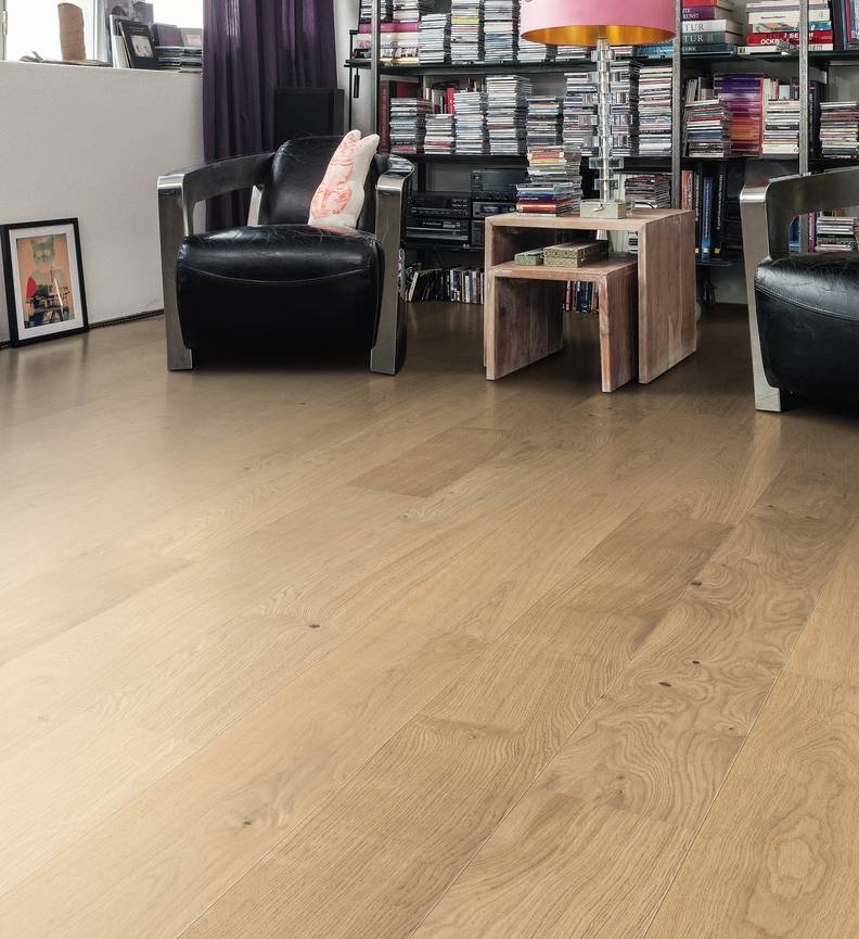 德国汉诺地板三层橡木Plank 1-Strip 180 2V Oak invisible Markant brushed 538938