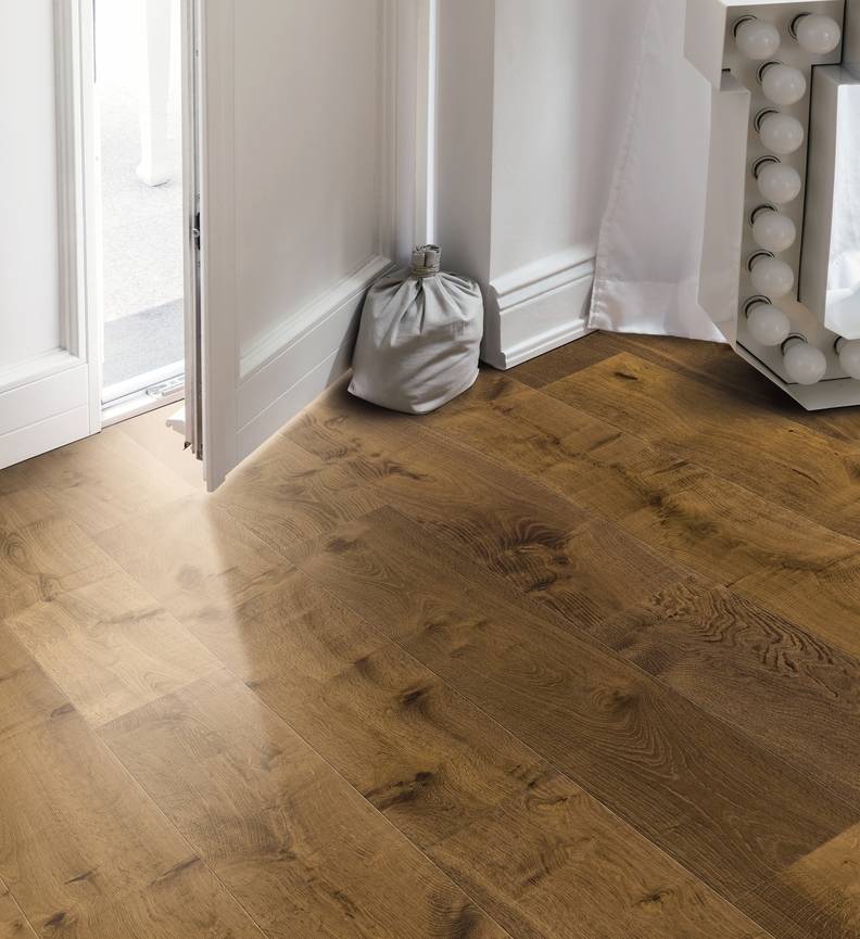 德国汉诺地板三层橡木Plank 1-Strip 180 4V Fumed Oak Sauvage brushed 538949