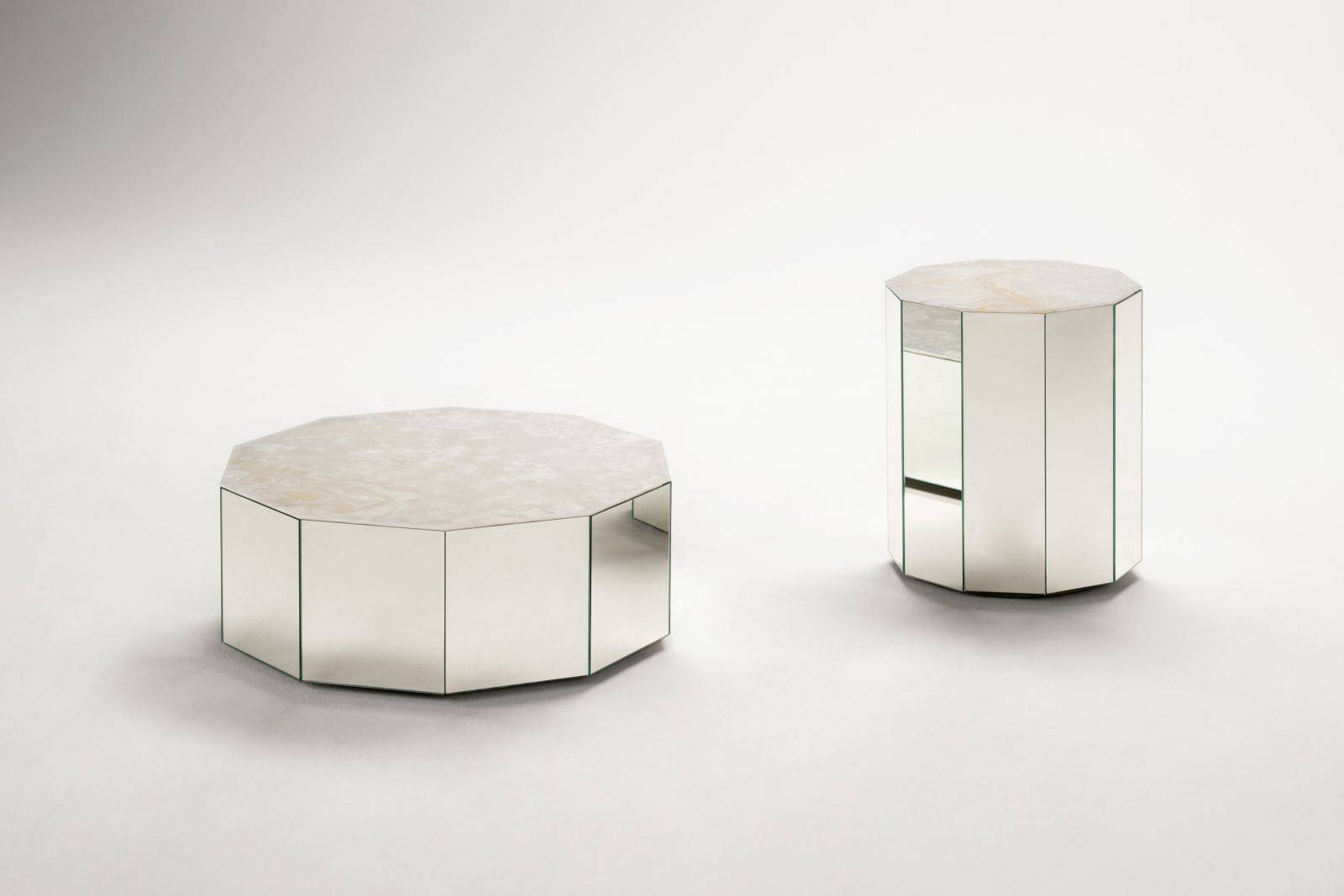 Tacchini Colonna 边几 9