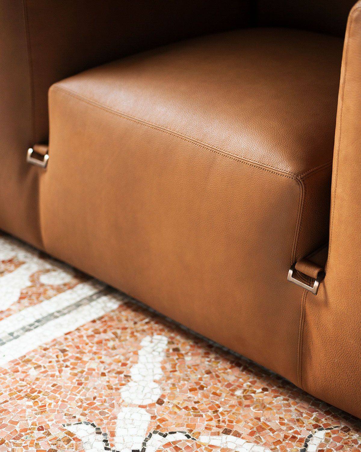 Tacchini Le Mura Armchair 扶手椅 4