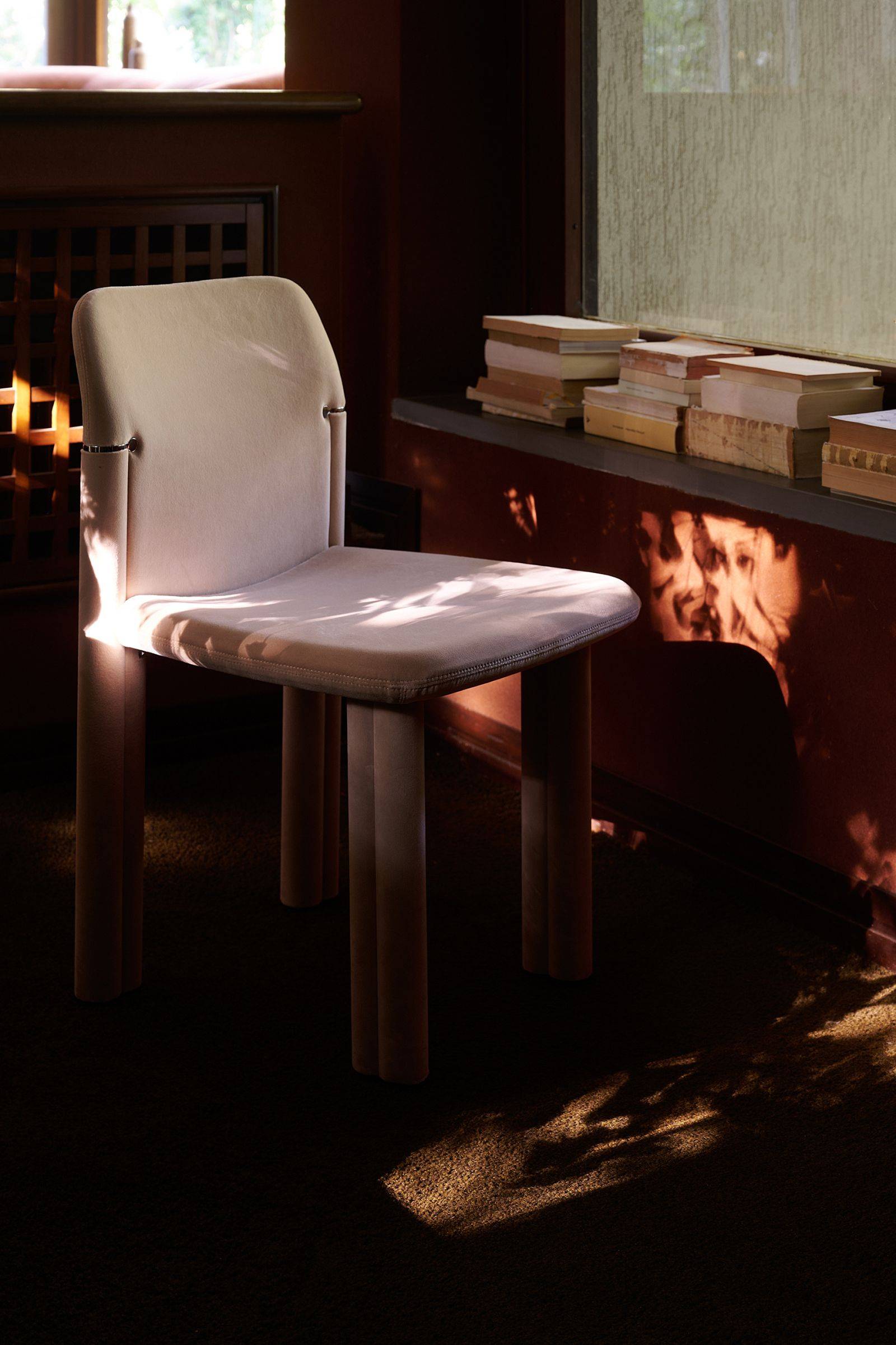 Tacchini Sempronia 椅子和凳子 5