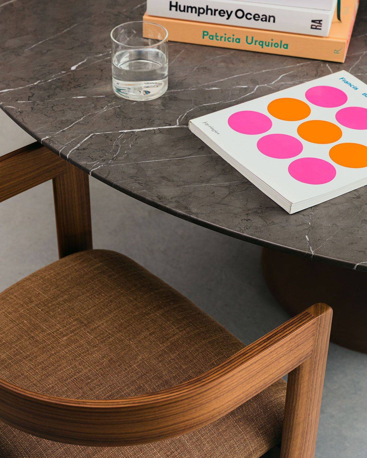 Tacchini Togrul 书桌、玄关桌和餐桌 6