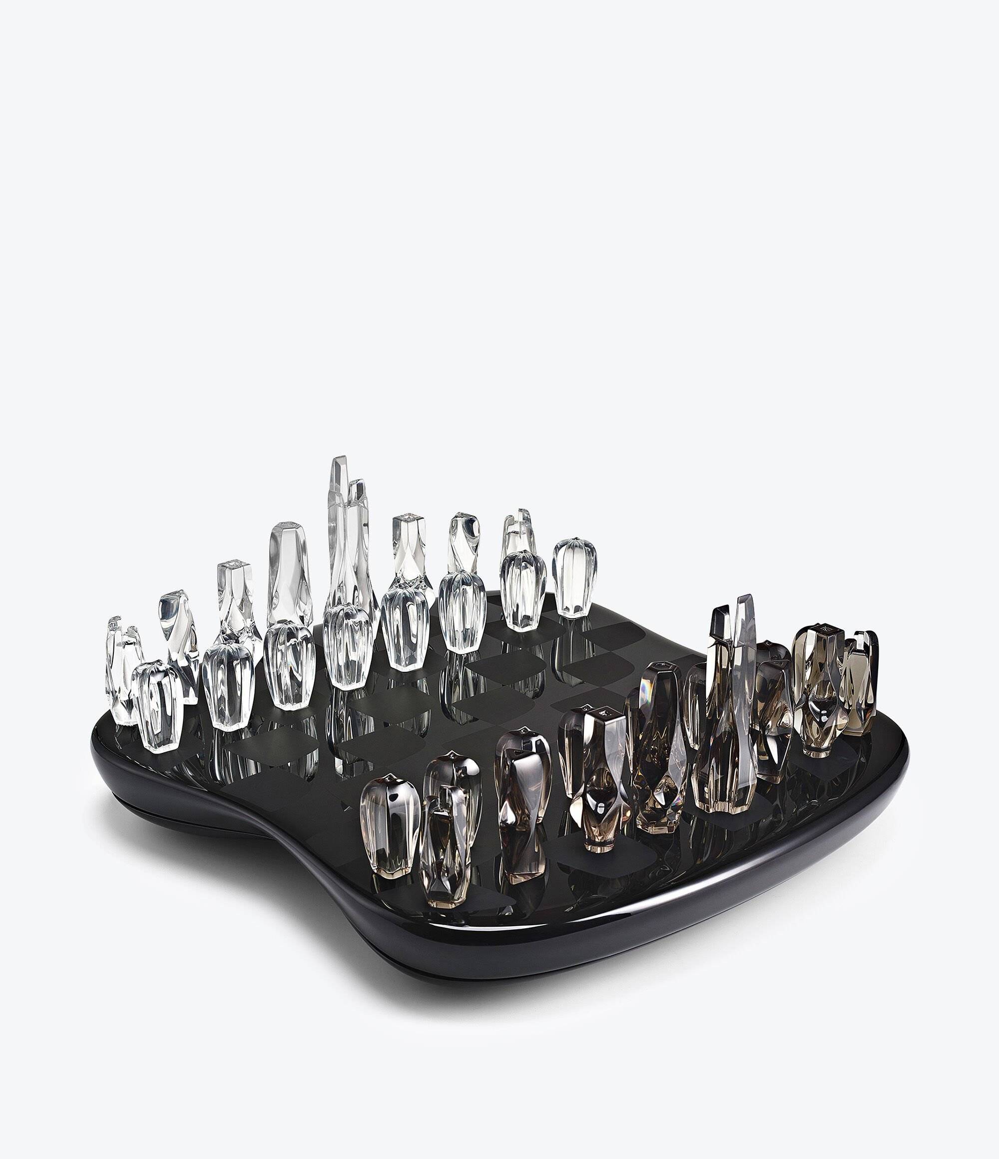Zaha  Hadid Design FIELD OF TOWERS CHESS SET棋盘限量版黑色 2