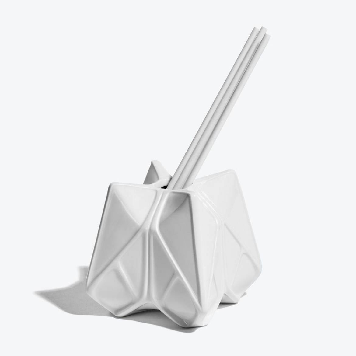Zaha  Hadid Design PRIME REED DIFFUSER无烟⾹薰白色200ml